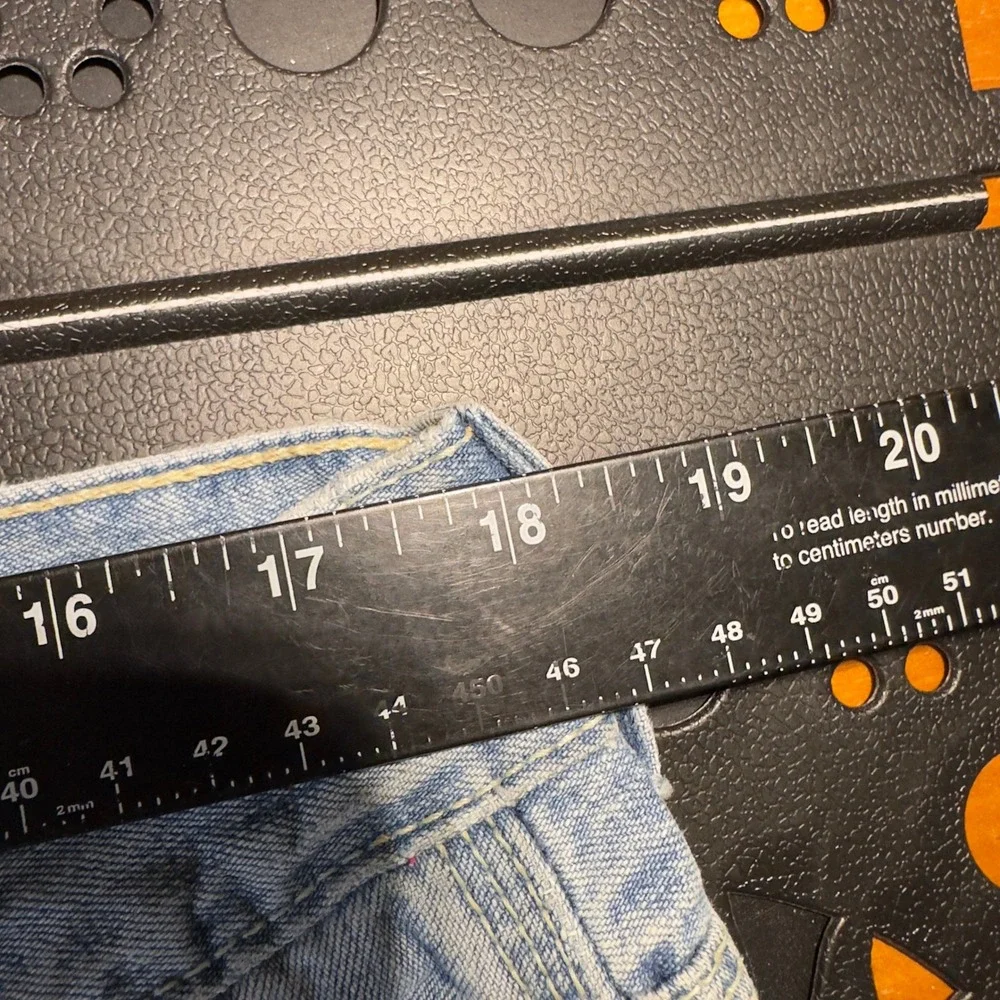 Levis levi carpenter